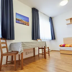 Otel University Hotel